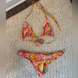Frankie’s Triangle Bikini Set